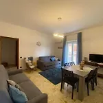 Le Baccanti شقة