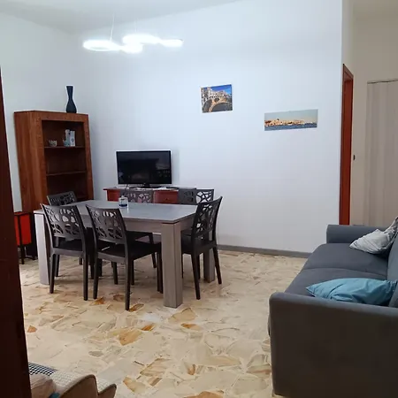 Le Baccanti * سيراكوزا